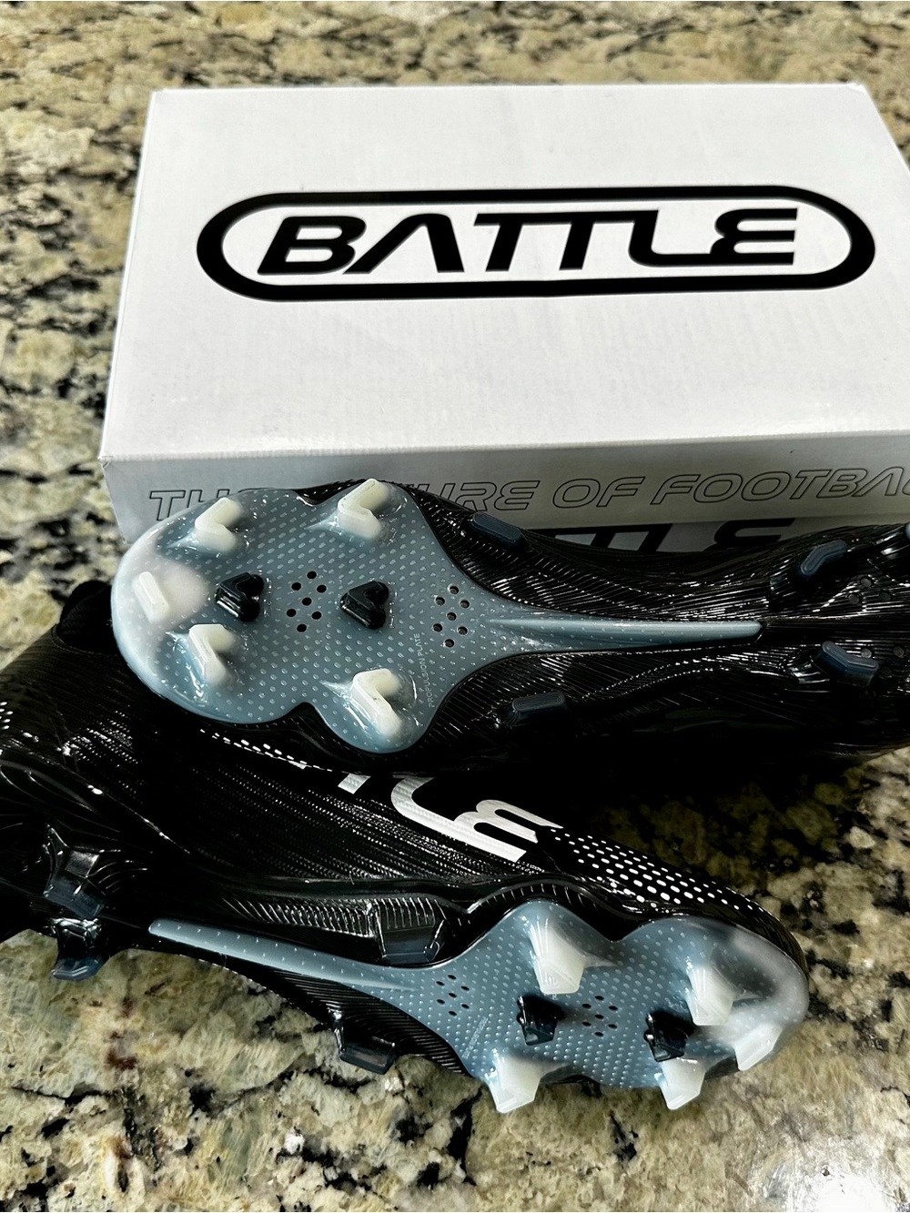 BATTLE Astrofly Black Football Cleats, size 10.5, skull wrap & NXTRND gloves - Picture 5 of 10